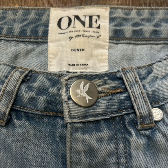 ONE- BY One Teaspoon size 24 distressed mini skirt in EUC - Picture 4 of 14